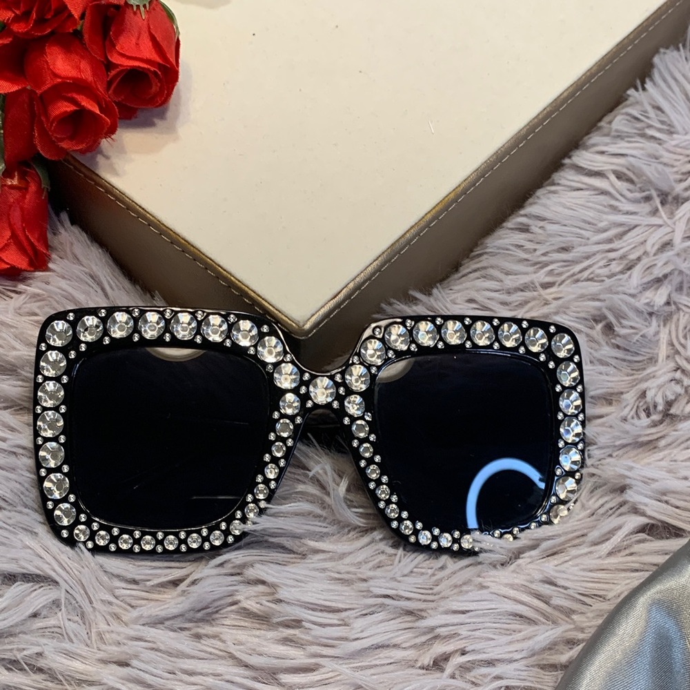 🌹Embellished Black Oversized Square Sunglasses